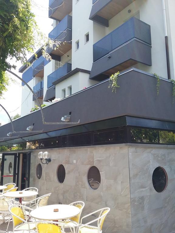Hotel Carol Rimini Luaran gambar
